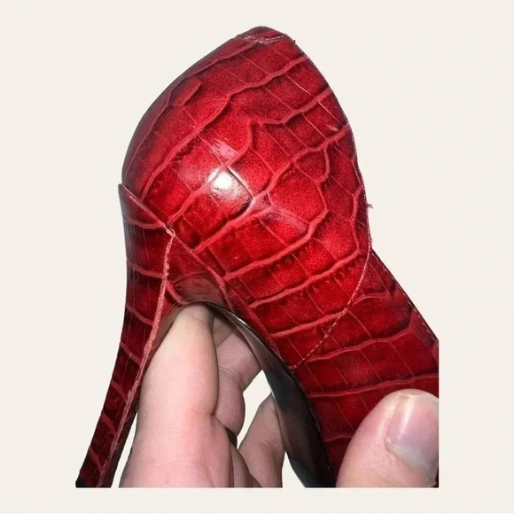 Women’s ENZO ANGIOLINI HEELS‎ CONE HEELS ALLIGATOR SKIN RED IN COLOR SIZE 6.5M - Picture 15 of 16